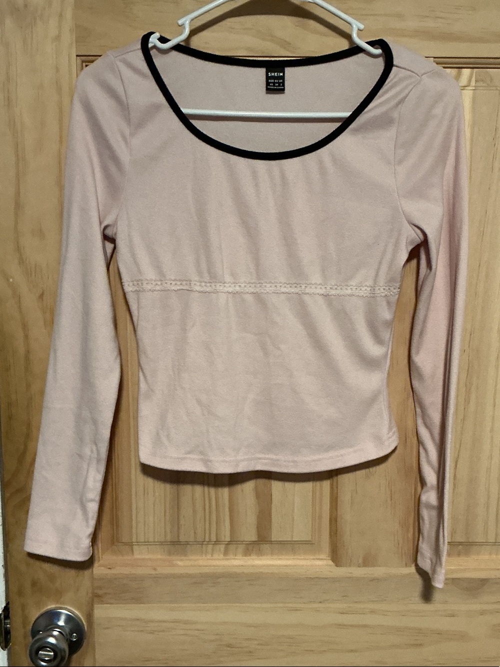 SHEIN Light Pink Long Sleeve Scoop Neck Top with Black Trim